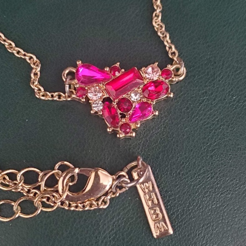 White House Black Market WHBM Pink Rhinestone Gold Tone Cluster Necklace